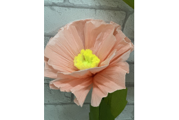 Blume aus Krepp