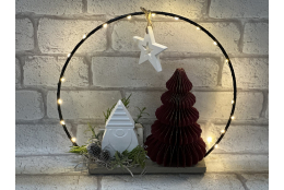 Bastelset: Drahtring mit Tannenbaum aus Papier, Wichtel und Lichterkette