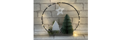 Bastelset: Drahtring mit Tannenbaum aus Papier, Wichtel und Lichterkette