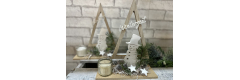 Bastelset: Holzbaum auf Holzbrett mit Schneemann und Kerze
